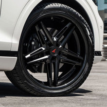 22x10.5 Ferrada CM1 Matte Black w/ Gloss Black Lip 5x4.5/114.3 42mm