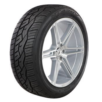 Nitto NT420V 285/50-20 116V N207-640