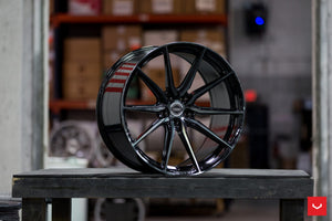 22x10.5 Vossen HF-3 Gloss Graphite Polished (Hybrid Forged)