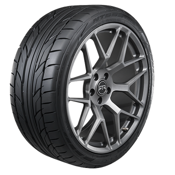 NITTO NT555 G2      305/30ZR20