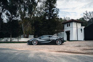 Staggered full Set - (2) 22x10.5 Blaque Diamond BD-F25 Gloss Black (Flow Forged) (2) 22x12 Blaque Diamond BD-F25 Gloss Black (Flow Forged)