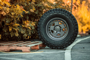 16x8" Fifteen52 TURBOMAC HD (Carbon Grey)