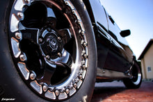 18x9 Forgestar D5 DragPack Gloss Black Machined Lip