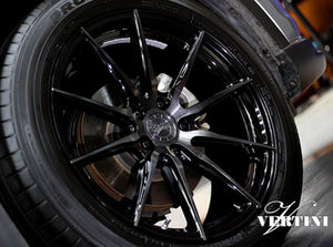 20x10.5 Vertini RF1.1 Gloss Black (Rotary Forged)