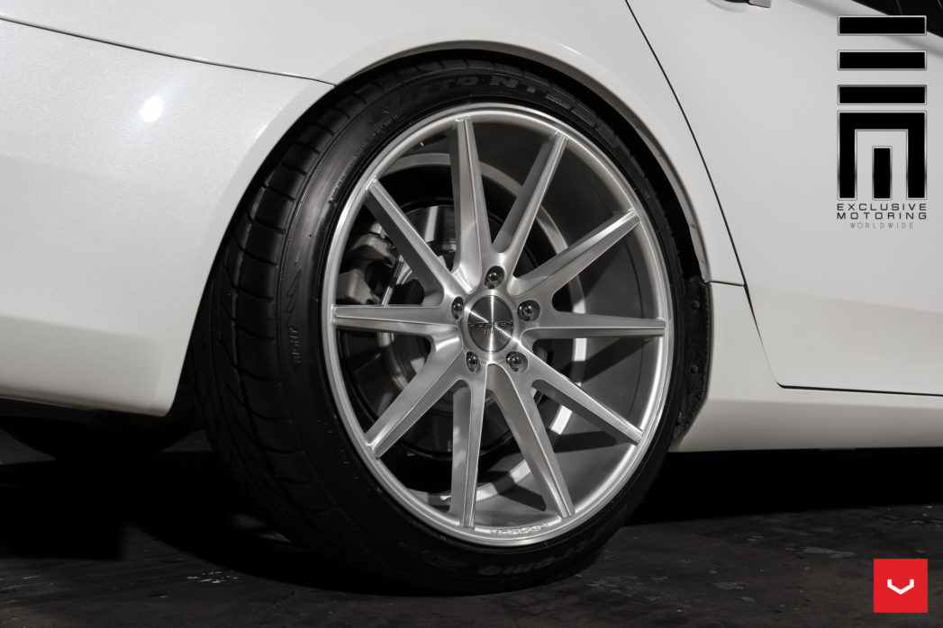 Vossen Hybrid Forged Series on Acura TL