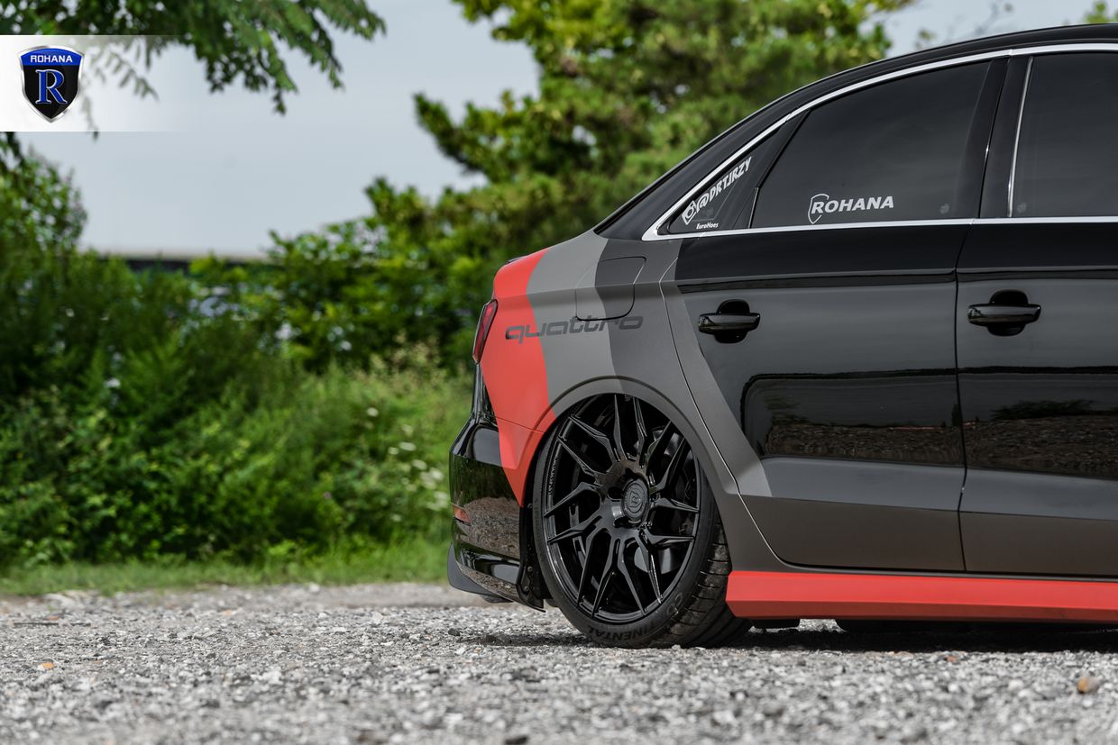 Rohana RFX7 Gloss Black on Audi S3
