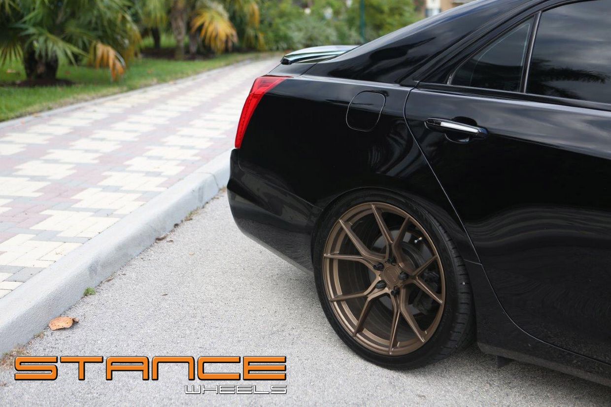 Stance SF07 on Cadillac CTS